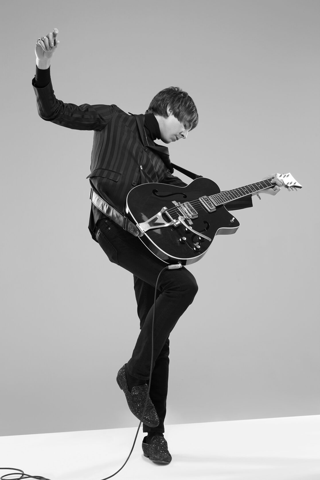 MILES KANE